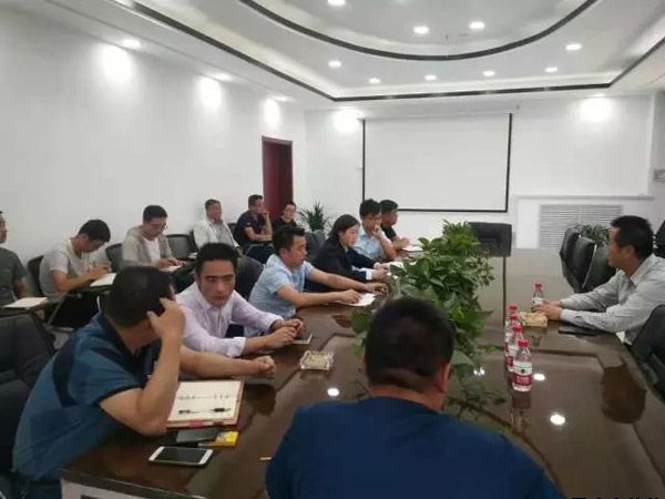 杨东虎主持召开米兰官方站网页版-米兰MiLan（中国）启航未来入驻项目建设问题协调会(图2)