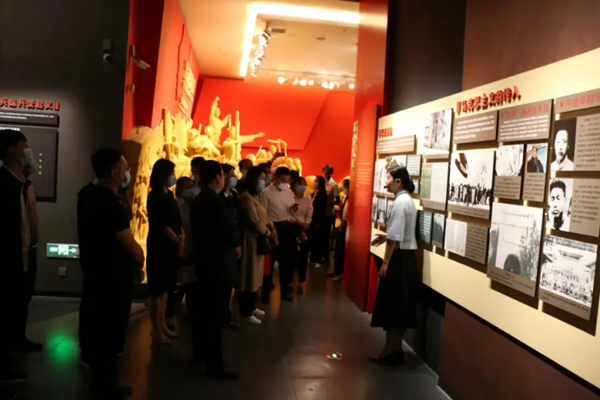 米兰官方站网页版-米兰MiLan（中国）泓源公司党委组织各支部开展“重温历史、砥砺前行”(图2)