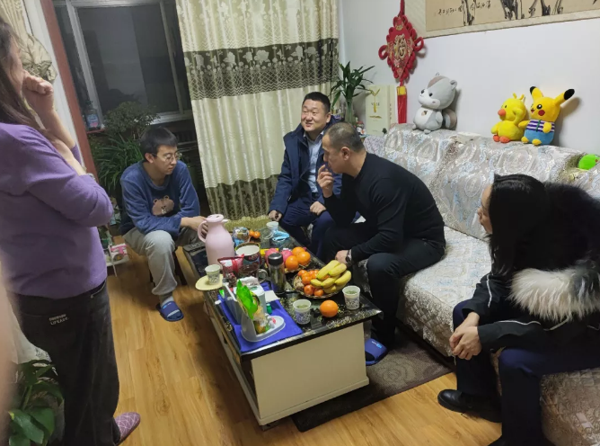 米兰官方站网页版-米兰MiLan（中国）
产业开发板块深入开展员工家访活动(图2)