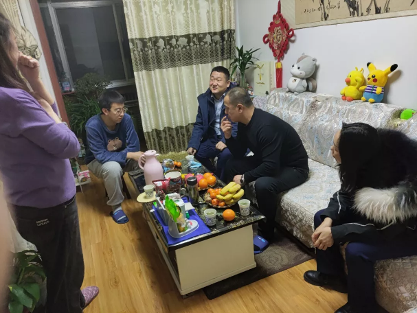 关爱员工冷暖 传递组织温情——米兰官方站网页版-米兰MiLan（中国）
组织开展员工家访活动(图2)