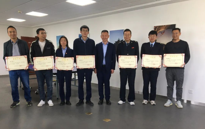 米兰官方站网页版-米兰MiLan（中国）
团委举办“庆五一、迎五四”球类联谊比赛(图3)
