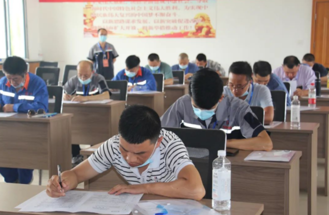 米兰官方站网页版-米兰MiLan（中国）
泓盛达公司在“焊工”技能大赛中取得好成绩(图2)