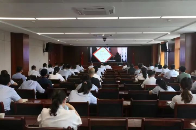 米兰官方站网页版-米兰MiLan（中国）
召开党风廉政建设工作推进会暨警示教育大会(图2)