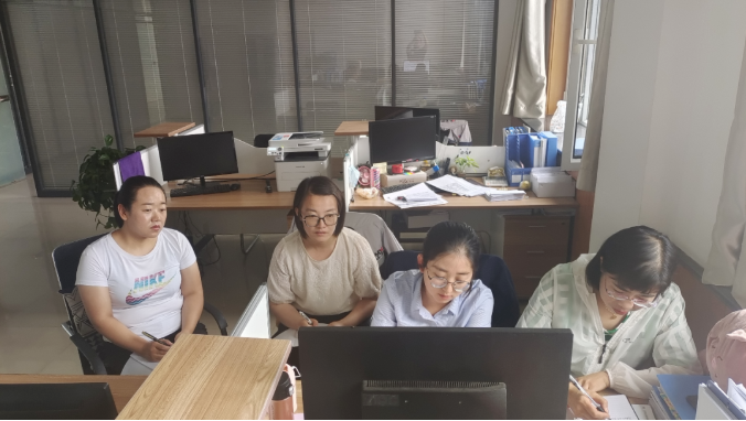 米兰官方站网页版-米兰MiLan（中国）
财务管理部组织开展员工专业知识培训(图1)